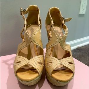 Jessica Simpson - Size 9